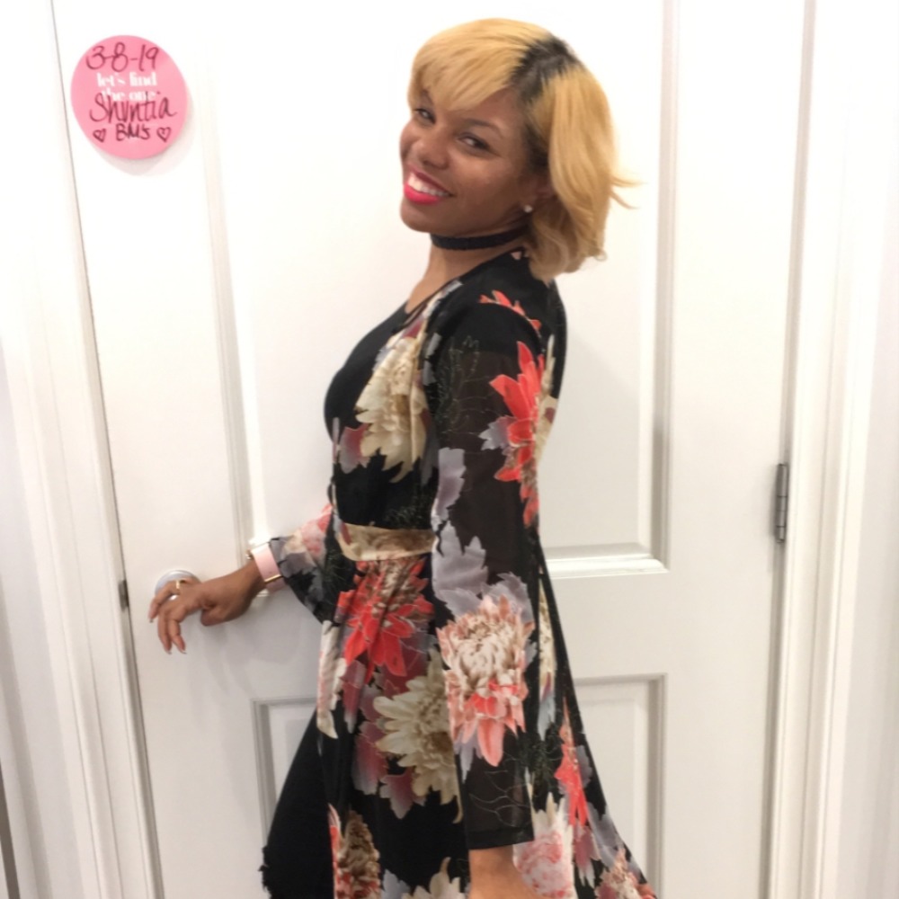 Meet your Posher, Tia